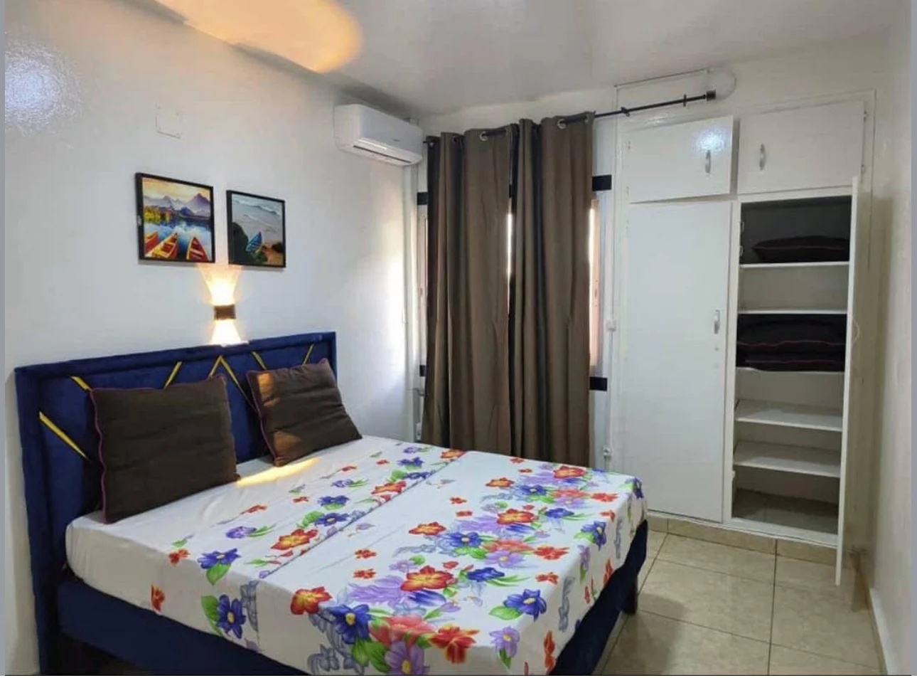 Chambre meublé