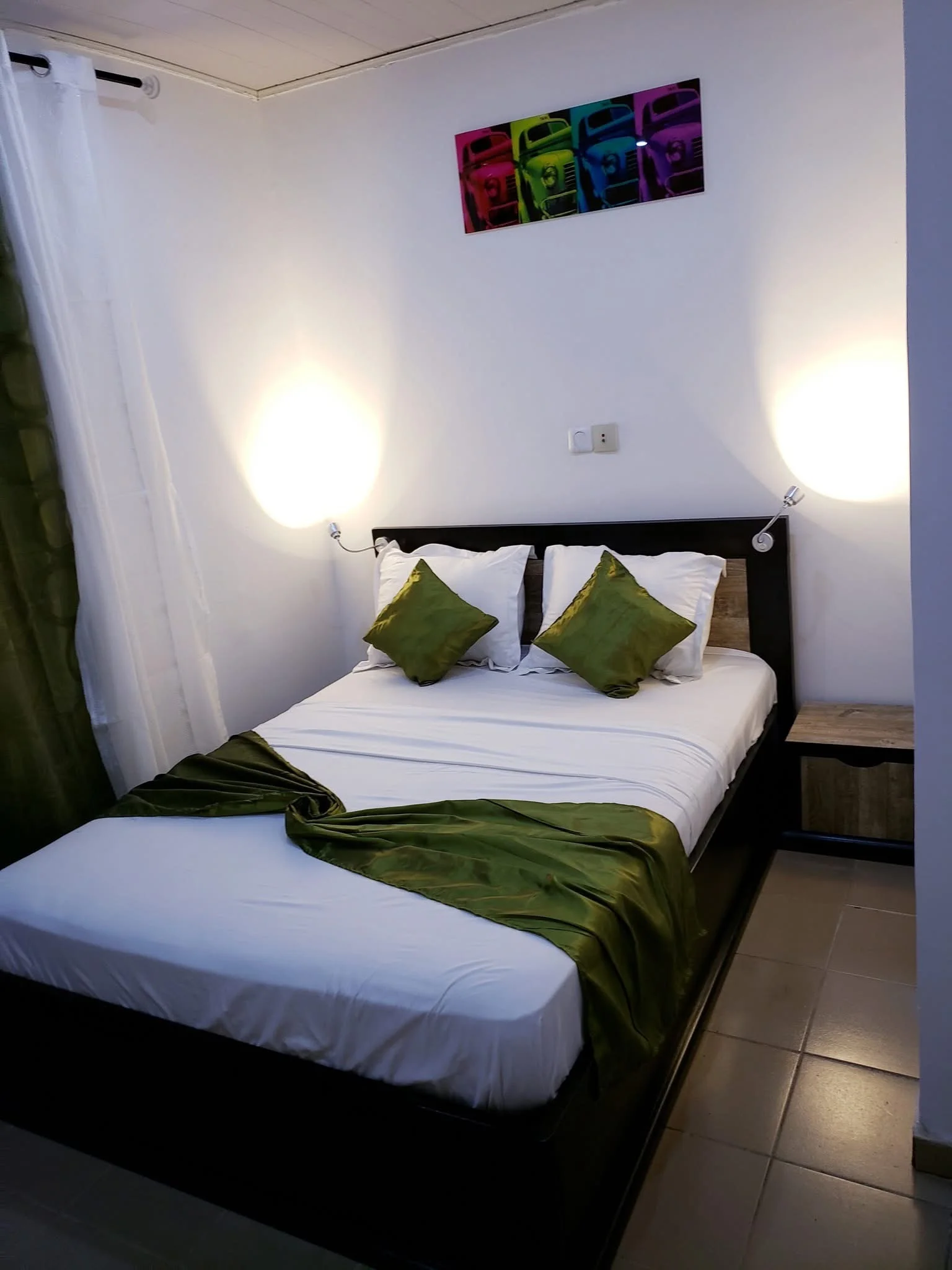Chambre meublée